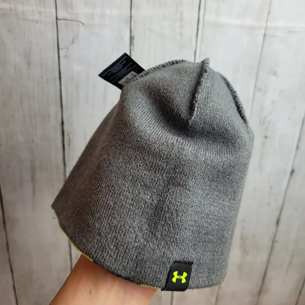 Under Armour Hat boys 4-6 Knit beanie gray green black sporty grunge skater logo